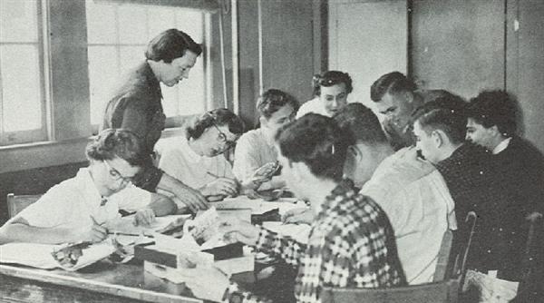 1954 Green gold staff working 